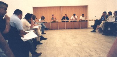 Presentació de la moció al C.C. del Baix Llobregat (30-7-2001)